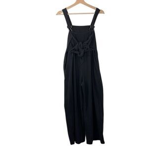 Gilli Black Jumpsuit adjustable straps back ties size Medium
